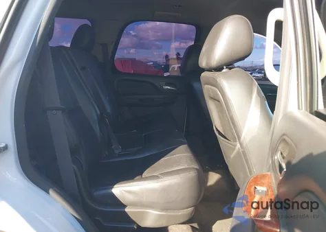 2013 Chevrolet Tahoe Lt z USA, uszkodzony, nr VIN 1GNSCBE02DR302791